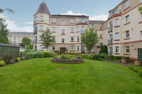 2 Bedroom Ground Fla...